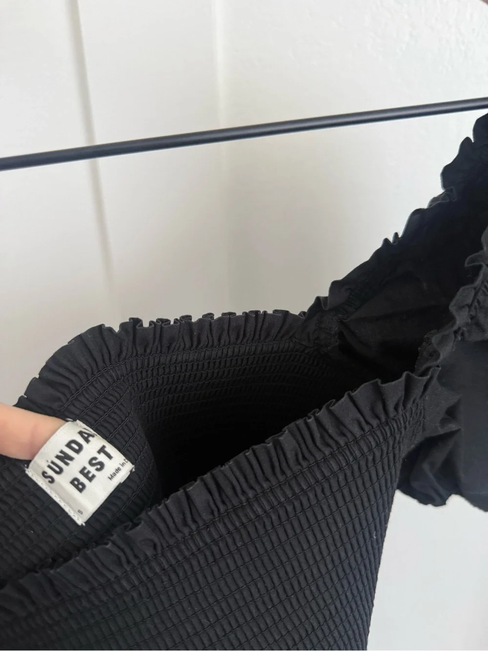 Aritzia Sunday Best Black Puff Sleeve Smocked Mini Dress - Picture 2 of 2